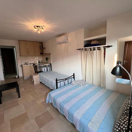 Am Beach House Nea Moudania Esterno foto