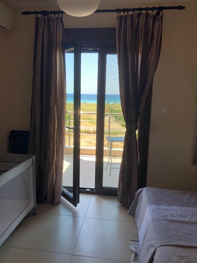Am Beach House Nea Moudania Esterno foto