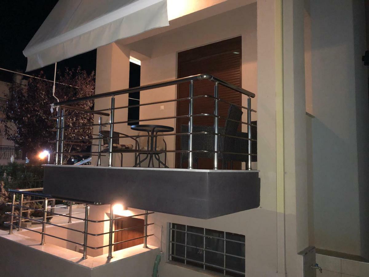 Am Beach House Nea Moudania Esterno foto